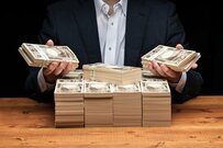 「元・高給取り」も「貯蓄ゼロ」も含む！65歳以上単身無職世帯「毎月2.7万円の赤字！」