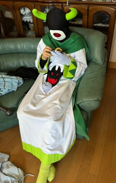 じごくのつかいのコスプレ