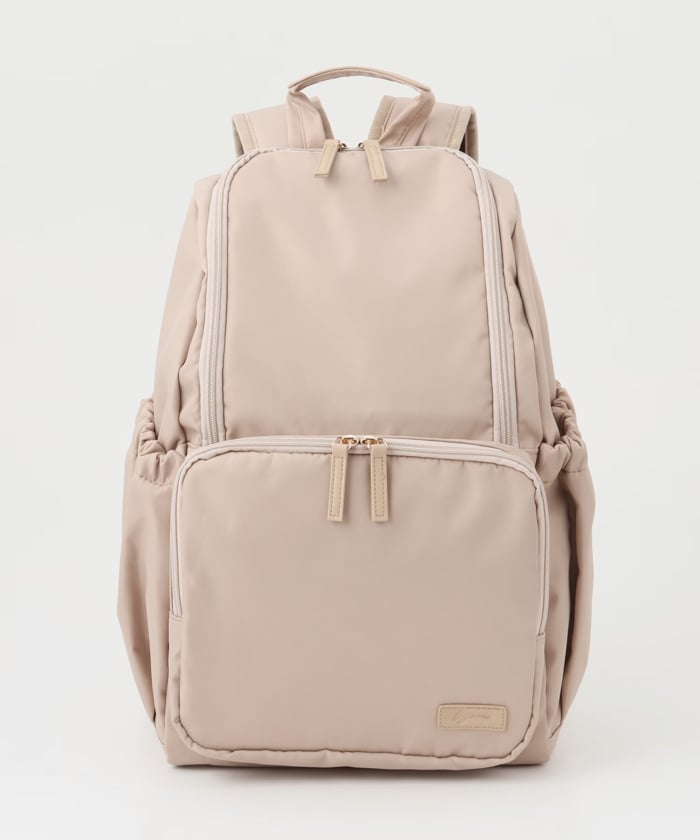 荷物をたっぷり収納できる「機能性多ポケットリュック」