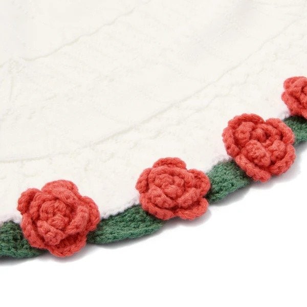 情熱的で大人っぽい印象の「レッド」