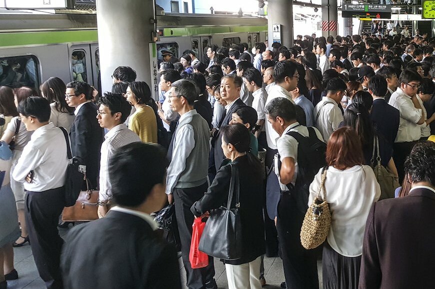 鉄道の混み具合を示す混雑率とは何か