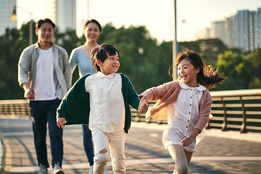 日本の少子高齢化を「人口ピラミッド」で確認。減少し続ける「15歳未満」人口
