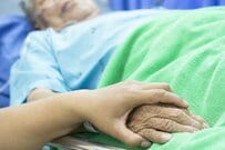 終末期医療と胃ろうの問題。本人・家族が知っておくべきべき3つのこと