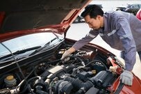 メルセデス・ベンツのオーナーに呼びかけ、操舵装置に不具合の可能性