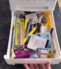 「やってみますー！」ごちゃごちゃの〈引き出し〉→A4用紙を折るだけで作れる「収納ボックス」でスッキリ大変身