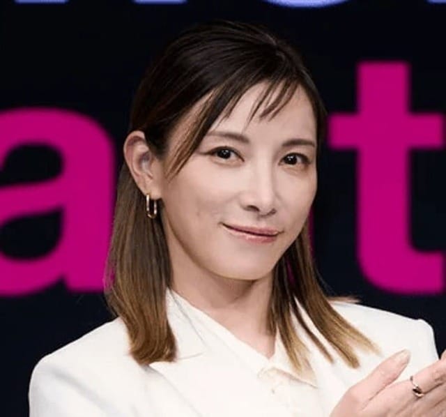 加藤あい タイの世界遺産・アユタヤを堪能！ エキゾチックな光景に「素敵」「映画のワンシーンみたい」の声