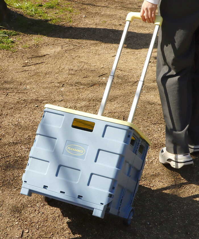 重さのあるものの持ち運びに便利なキャリーケース