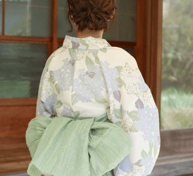 時短で着られるのが特徴