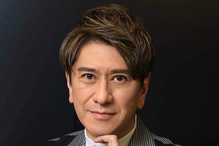 川﨑麻世 21歳年下の妻とおそろいコーデでデート！2ショットが「幸せが伝わる」「素敵過ぎます」「とても絵になる」と話題に