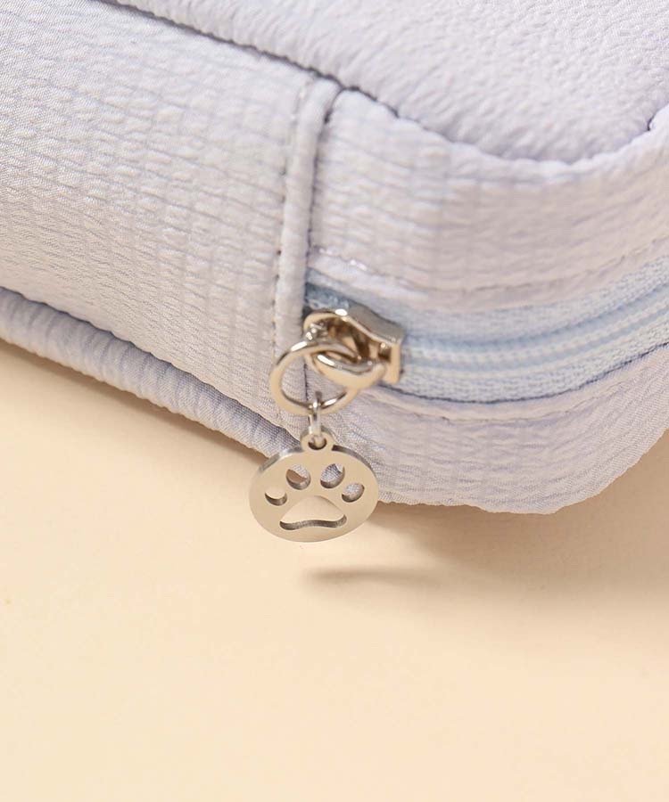 出所：ブルーブルーエ公式　キャットパール多ポケットリップルポーチ