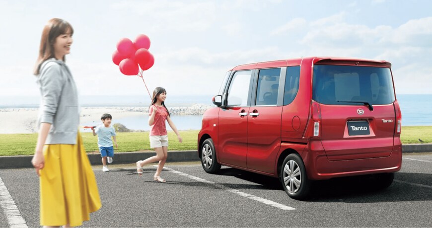 出所：ダイハツ「タント」