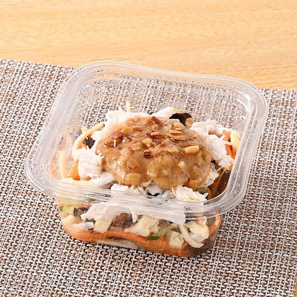 ファミリーマートの新商品:焙煎ごま使用!棒棒鶏サラダ