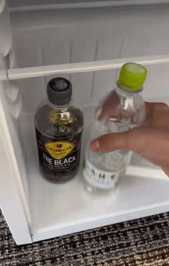 冷蔵庫の中の飲み物も忘れやすいです！