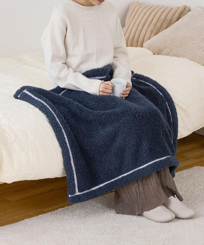 3COINS ラインブランケット：70×100cm