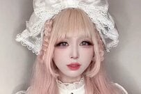 「お父さん？48歳？」あまりに美しすぎる2児の父に驚きの声　「今年一番わが目を疑った」