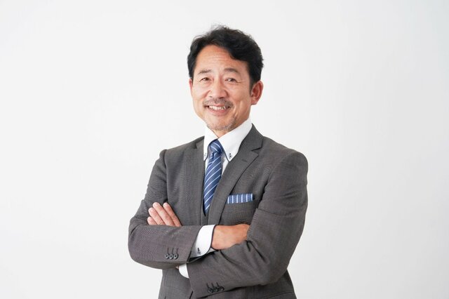 65歳男性「年金月額17.3万円」受け取る人、現役時代の厚生年金加入期間＆収入の平均は？