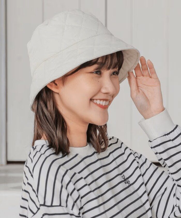 かわいいステッチが入ったキルティングバケット