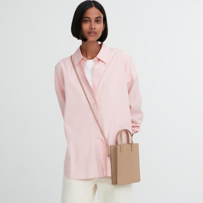 出所：ユニクロ公式オンラインストア レザータッチミニハンドルショルダーバッグ