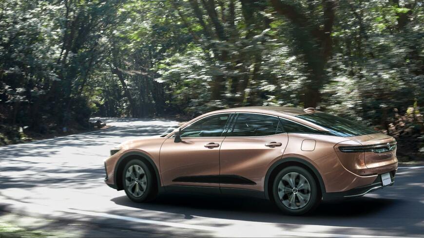 出所：トヨタ自動車株式会社　公式企業サイト　「新型「クラウン」を世界初公開」