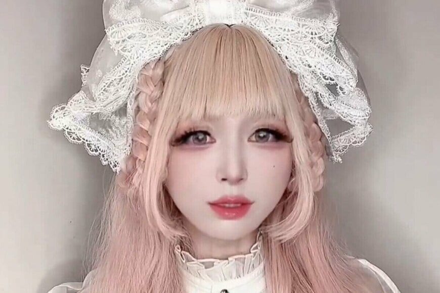 「お父さん？48歳？」あまりに美しすぎる2児の父に驚きの声　「今年一番わが目を疑った」