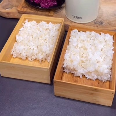 【旦那弁当】大きな〈コロッケ〉がどーん！とのった「ボリューム満点弁当」が美味しそうと話題