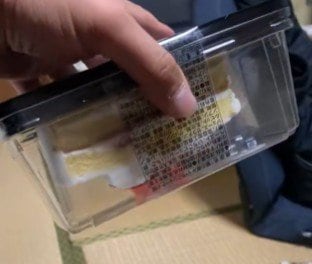 逆さでも動かないケーキ