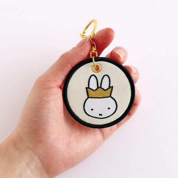 ヴィレッジヴァンガード公式　【ミッフィー】ワッペン キーホルダー（Ivory）の画像