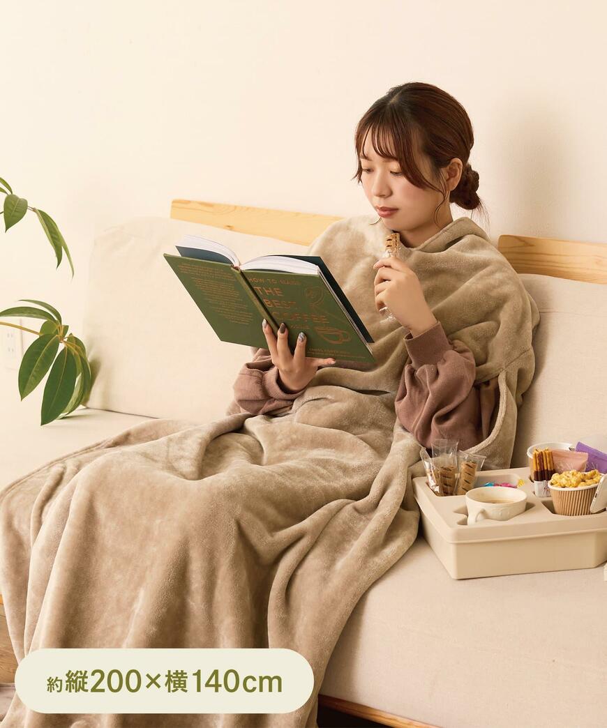 3COINS、手が出る毛布の画像