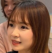 「肩で髪がはねてしまう」女性…プロのレイヤーカットで「軽やかボブ」にスタイルチェンジ！