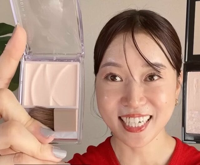 「このお値段でいいのだろうか」48歳マダムがセザンヌの「トーンフィルターハイライト」を購入レビュー！プチプラと思えないクオリティに「メイクが変わった」と注目集まる
