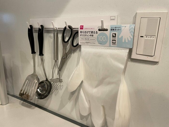 実際に、キッチンでフックにかけて吊り下げてみました