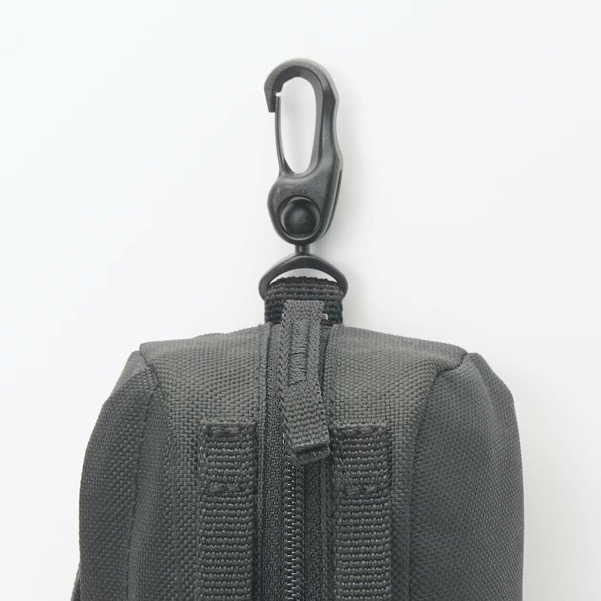 出所：無印良品公式　ミニ　撥水ボストンバッグ