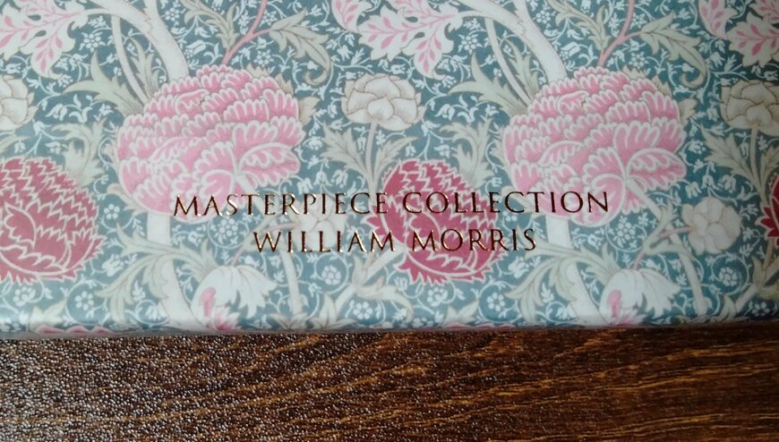 筆者撮影（セリア、ペーパーボックス小 ウィリアム・モリス）