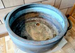 空き家の片付け中に発見した「古い香炉」を売却　意外な価格に「すごっ！」「真鍮？」