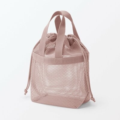 無印良品、立体メッシュ持ち手付き巾着商品画像