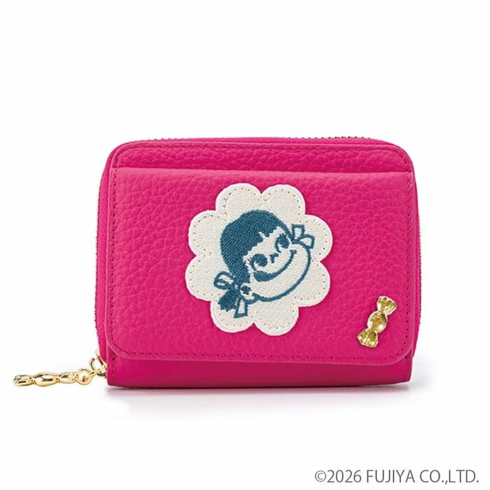 「アップリケ付き蛇腹式折財布（9900円）」