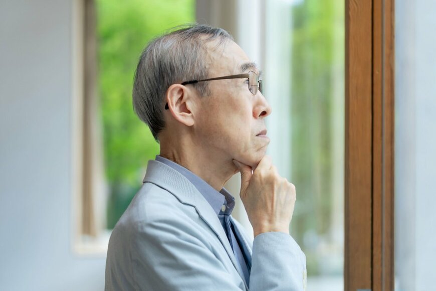 【60歳代おひとりさま】老後にかかる1ヵ月の生活費と貯蓄額＆年金の平均受給額はいくら？グラフでチェック