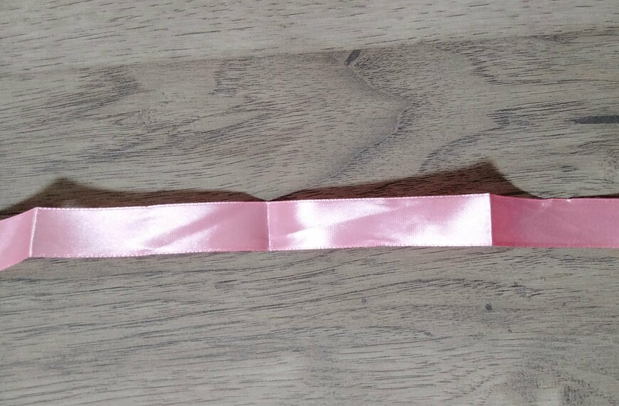 筆者撮影（セリア、ダブルソフトフィルム不織布バッグ ウィリアム・モリス リボン付）