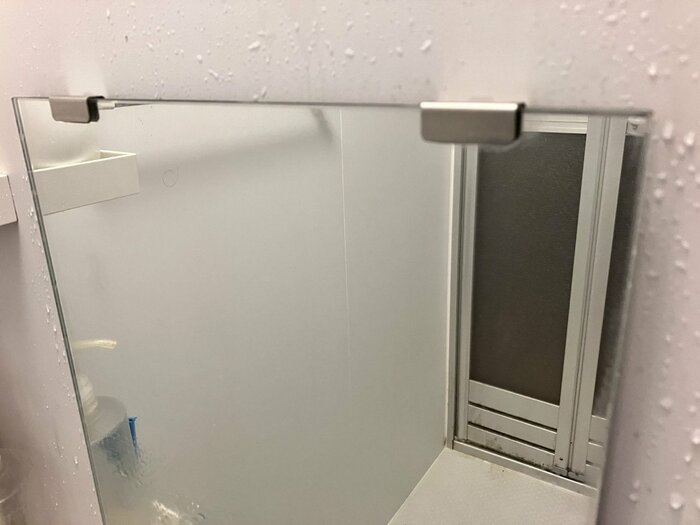 ウロコ取り使用後の鏡