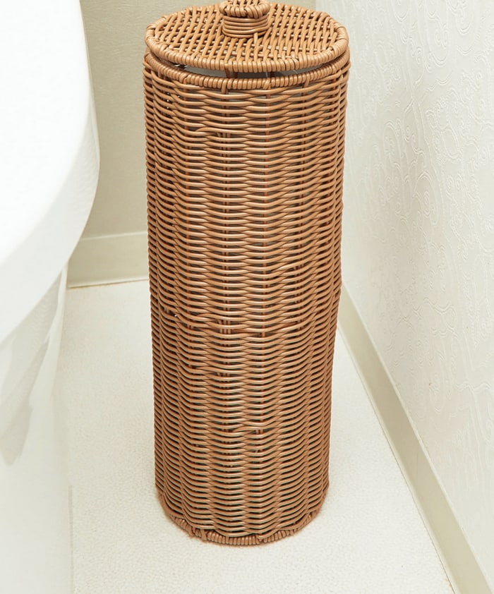 縦型のスリムなデザインで、最大3ロールまで収納可能