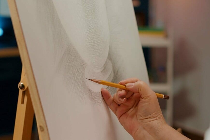 「苦手なデッサン」を続けてきた男性　本物のような質感の絵に「凄すぎ」「本当に繊細」