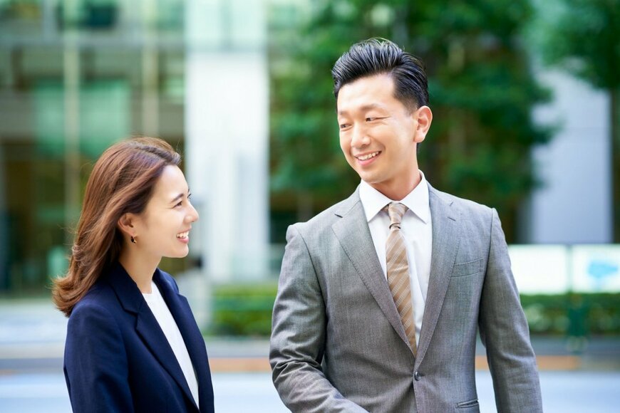 【最新データから分かる】男女別の平均年収はいくら？最も多い年収帯も確認！女性は「年収の壁」を意識？！