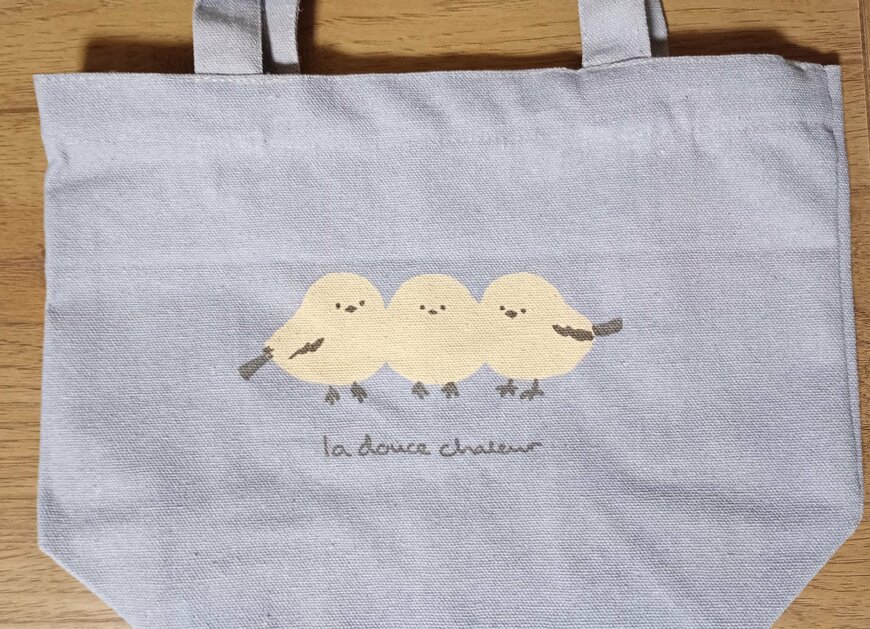 筆者撮影（セリア、ミニトートバッグ シマエナガ）