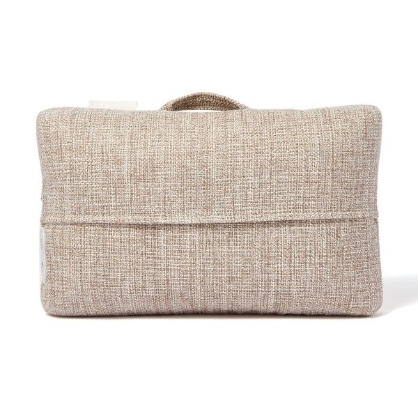 出所：フランフラン公式　ルルド マッサージクッション