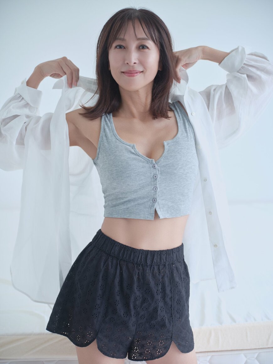 出所：株式会社講談社「かとうれいこ『永遠のグラビアクイーン』26年ぶりの伝説復活！　『FRIDAY』2024年12月20日発売号に掲載決定」