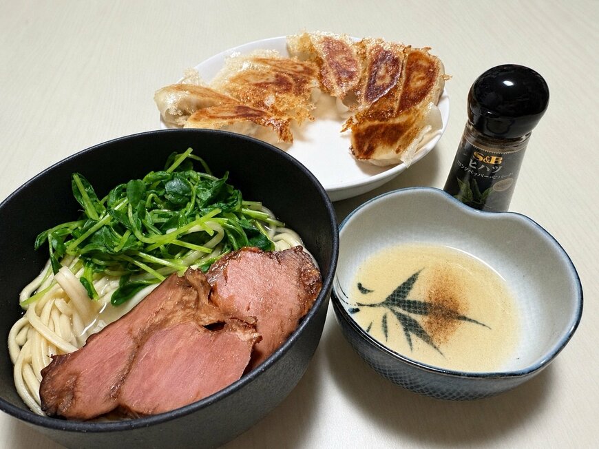 沖縄ソーキそばと餃子のタレに入れてみたそう
