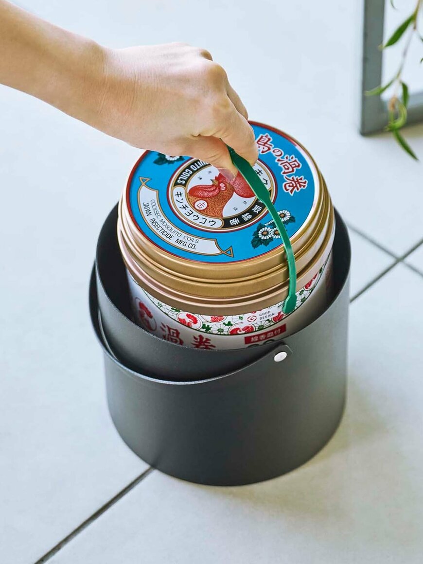 出所：山崎実業公式　そのまま入れられる蚊取り線香収納ポット タワー 丸型