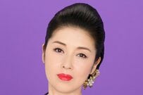 藤あや子 植物まみれの自宅庭を紹介！秋到来を報告「豪邸ですね」「素晴らしい」「一気に季節が進みましたね」と話題に