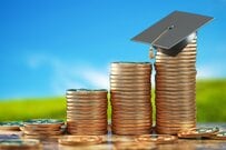 大学進学の家計負担は増す一方。私大の平均授業料は9年連続で過去最高更新