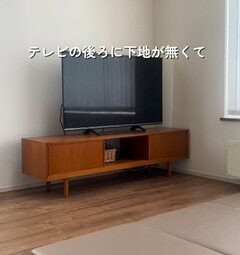 【戸建てDIY】下地がない〈テレビ裏の壁〉→賃貸OKな石膏ピンで〈壁掛けテレビ〉を実現！